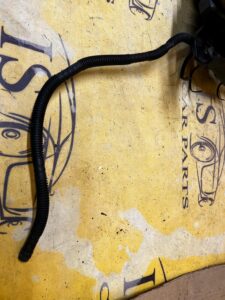 PODSTAWA MOCOWANIE AKUMULATORA DACIA SANDERO III 2021R