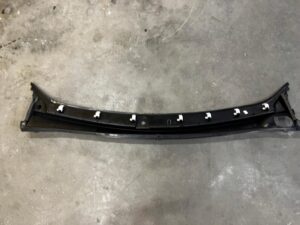 PODSZYBIE OSŁONA ŚCIANY GRODZIOWEJ DACIA DUSTER II 2 EU