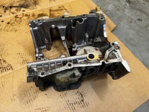 PODSTAWA BLOKU MISKA DACIA DUSTER II 1.0 TCE LPG H4D F480