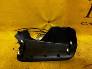 OSŁONA ZAŚLEPKA PROGU PRAWA MERCEDES A KLASA W177