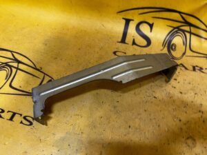 WSPORNIK MOCOWANIE PODSZYBIA LISTWY POD PRZEDNIĄ SZYBĄ RENAULT ZOE I Z.E.