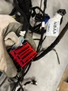 OKABLOWANIE WIĄZKA DESKI ROZDZIELCZEJ KONSOLI FORD ESCAPE MK4 1.5 EB