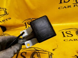 LINKA CIĘGNO RĄCZKA MASKI INFINITI Q70