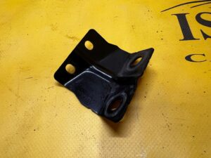 MOCOWANIE WSPORNIK PASA PRZÓD LEWY MERCEDES C-KLASA W206