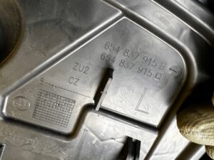 OSŁONA ZAŚLEPKA MASKOWNICA DRZWI TYŁ TYLNE LEWE LEWY SKODA SCALA