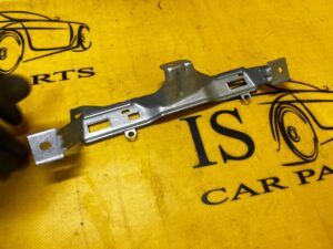 MOCOWANIE UCHWYTU PODSUFITKI TYŁ PRAWY BMW 5 G30 M5 F90