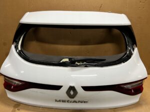 KLAPA TYLNA TYŁ LAMPY RENAULT MEGANE IV HB 369