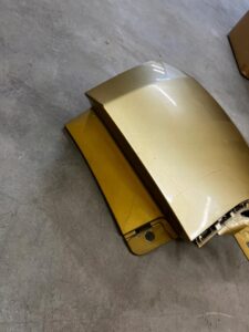 NAROŻNIK ZDERZAKA TYŁ TYLNY PRAWY PEUGEOT 5008 II P87 ZŁOTY