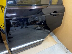 DRZWI TYŁ TYLNE LEWY LEWE RANGE ROVER VOGUE L405 LCR 861 BAROLO BLACK