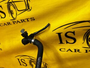 KRÓCIEC RURA RURKA PRZEWÓD WĄŻ WODY CHŁODZENIA MERCEDES C-KLASA W206