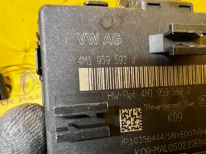 MODUŁ STEROWNIK PRZEDNICH DRZWI PRAWE PORSCHE CAYENNE 9Y3 9Y0 COUPE HYBRID