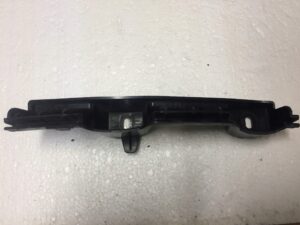 ŚLIZG ZDERZAKA TYLNEGO LEWY AUDI A8 4H0807365A