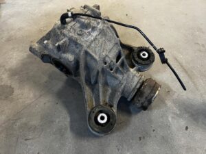 MOST DYFERENCJAŁ TYLNY TYŁ RANGE ROVER VELAR L560 2.0D 3.23