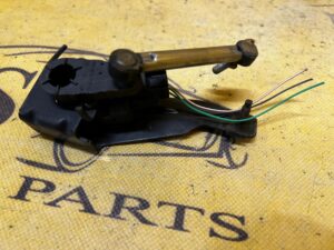 CZUJNIK POZIOMOWANIA ŚWIATEŁ RENAULT MEGANE IV