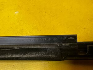 LISTWA DRZWI PRZÓD LEWY LEWA DACIA SANDERO III