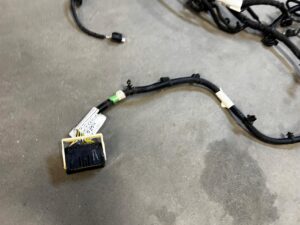 OKABLOWANIE INSTALACJA WIĄZKA KOMORY SILNIKA KLEMY FORD ESCAPE MK4 1.5 EB