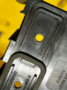 MOCOWANIE WSPORNIK RADARU CZUJNIKA MARTWEGO POLA LEWE LEWY FORD KUGA MK3