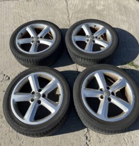 KOŁA FELGI OPONY ZIMOWE AUDI A3 A4 A6 235/45 R17