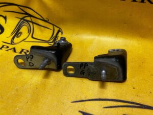 ZAWIASY DRZWI PRAWY PRZÓD FORD KUGA MK3 GRANATOWE