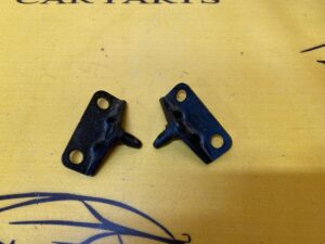 RYGIEL ZAMKA DRZWI ŁADOWNI TYŁ VW CRAFTER II MAN