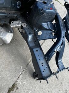 ĆWIARTKA PODŁUŻNICA SŁUPEK LEWY PRZÓD FORD ESCAPE MK4 USA 2020