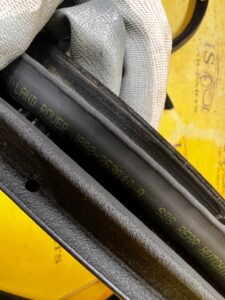 USZCZELKA DRZWI TYŁ TYLNYCH RANGE ROVER VELAR L560