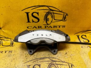 ZACISK HAMULCOWY PRZÓD PRAWY TESLA MODEL 3 PRZEDLIFT 2WD