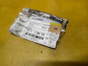 POJEDYNCZA KULA Z TRZPIENIEM GWINTOWANYM M5 BMW NOWA OEM