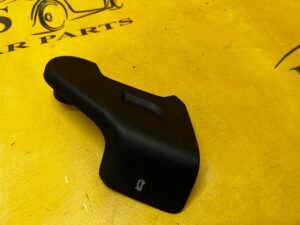 RĄCZKA DŹWIGNIA CIĘGNO OTWIERANIA MASKI LAND ROVER DISCOVERY 5 V L462