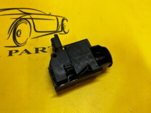 SIŁOWNIK KLAPKI WLEWU PALIWA CITROEN C4 GRAND PICASSO II