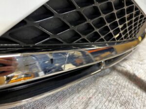 KOMPLETNY ZDERZAK PRZEDNI PRZÓD GENESIS GV70 EUROPA BIAŁA PERŁA