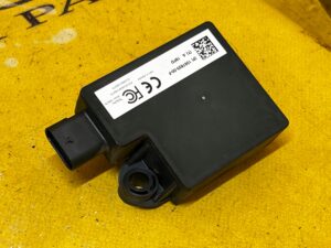 RADAR DISTRONIC CZUJNIK PRĘDKOŚCI ACC ZDERZAKA TYŁ TESLA MODEL 3 PRZEDLIFT