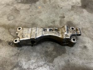 ŁAPA MOCOWANIE SILNIKA CITROEN PEUGEOT 1.6 THP