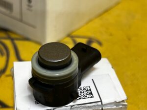 CZUJNIK SENSOR PARKOWANIA SZARY FROZEN BMW F39 G02 NOWY OEM