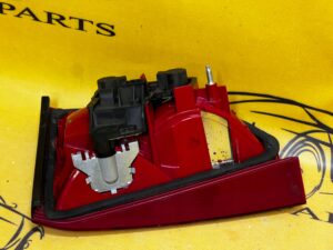 PRAWA TYLNA LAMPA W KLAPE AUDI A4 B8 SEDAN