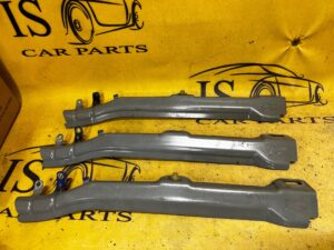 WSPORNIK MOCOWANIE BŁOTNIKA PRZÓD PRAWY RENAULT MEGANE IV