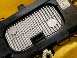 ŁADOWARKA INDUKCYJNA BEZPRZEWODOWA BMW 5 G30