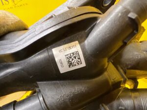 TERMOSTAT OBUDOWA TERMOSTATU CITROEN PEUGEOT 1.6 THP