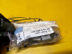 10 X NAKRĘTKA BLASZKA MONTAŻOWA UNIWERSALNA ST4.8 BMW NOWA OEM