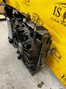 PAS PRZEDNI CHŁODNICE PEUGEOT 508 I LIFT 2.0 HYBRI