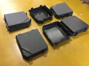 OSŁONA POKRYWA BEZPIECZNIKÓW NISSAN X-TRAIL T32