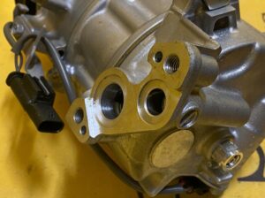 KOMPRESOR KLIMATYZACJI BMW F20 F22 F30 2.0D