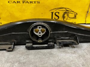 BELKA WSPORNIK SKRZYNI BIEGÓW VOLKSWAGEN TOUAREG 7P