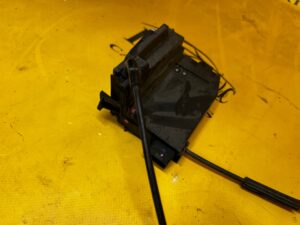 ZAMEK DRZWI TYŁ LEWY 7 PIN CITROEN C4 PICASSO II