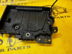 PODSTAWA OBUDOWA AKUMULATORA DACIA SANDERO III 1.0 TCE
