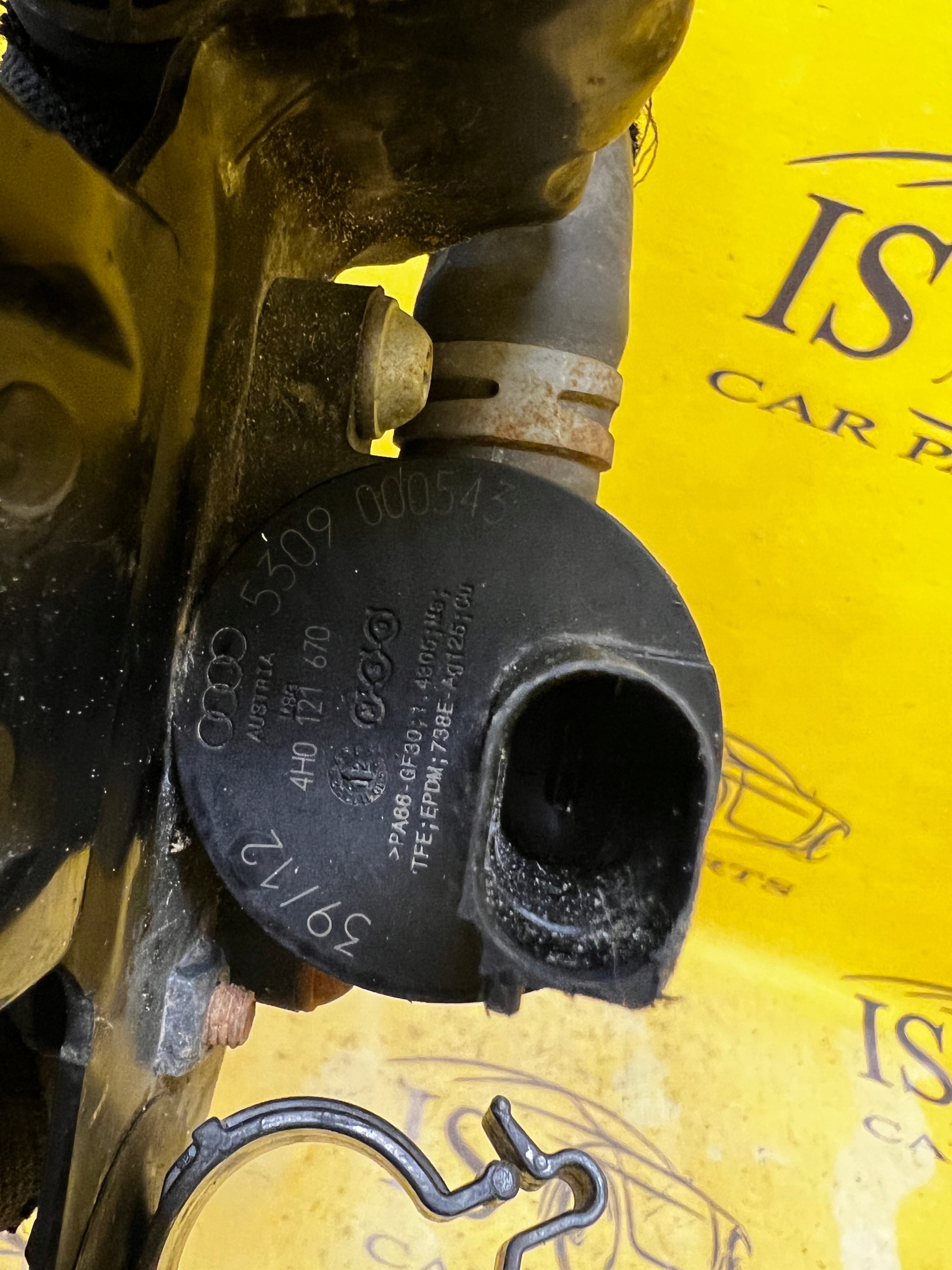 POMPA WODY RURY PRZEWODY WODY AUDI A8 D4 4.0 TFSI LIFT