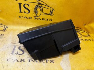 OBUDOWA SKRZYNKA BEZPIECZNIKÓW DACIA SANDERO STEPWAY III 2023R