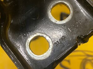 ZAWIAS DRZWI PRAWY LEWY PRZÓD TYŁ DACIA SANDERO II