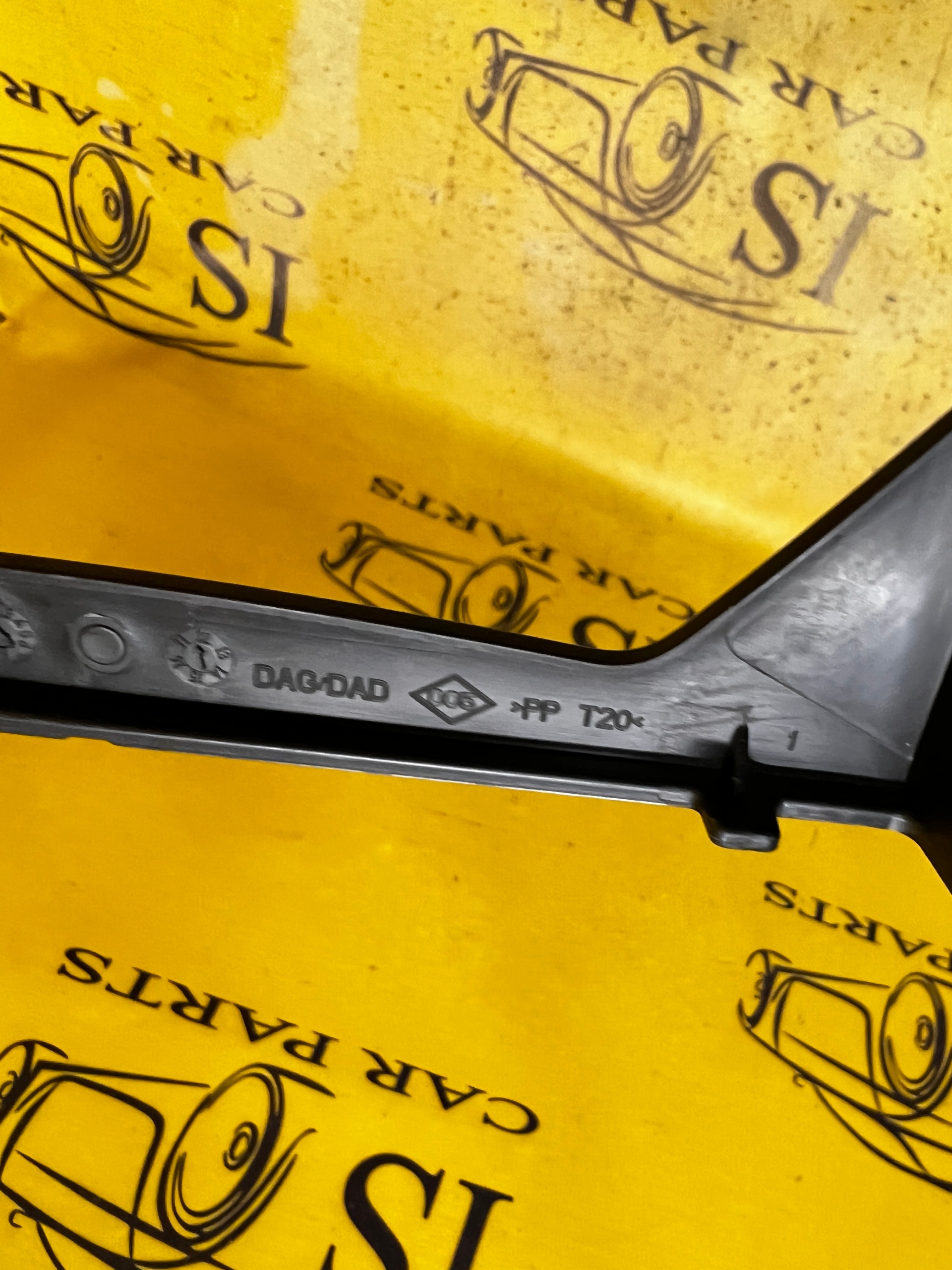 MOCOWANIE WSPORNIK BLACHA RAMKA RENAULT ZOE I Z.E.