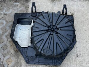 WANNA PODŁOGA BAGAŻNIKA TYŁ RENAULT MEGANE IV KOMBI